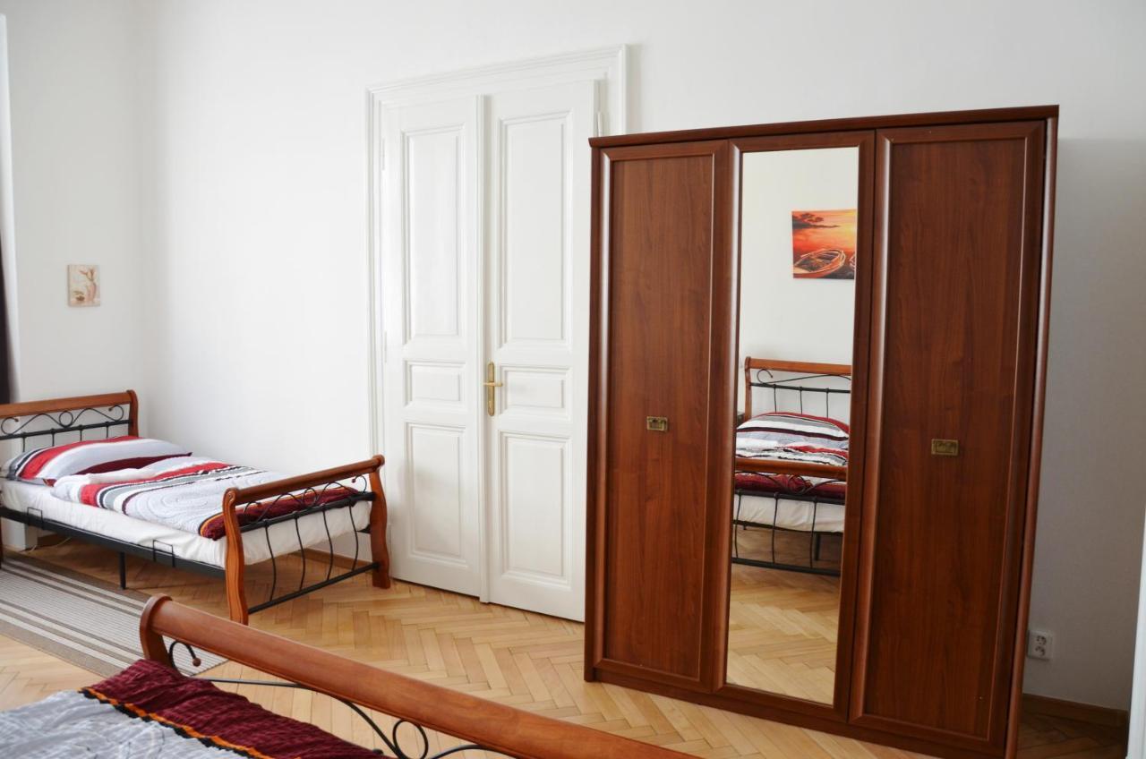 Apartment In The Heart Of Prag Eksteriør billede